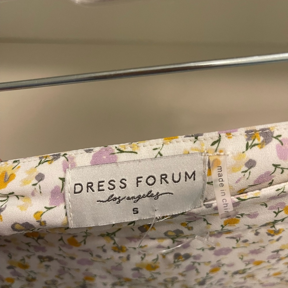 Urban Outfitters White Floral Skirt - Picture 8 of 8